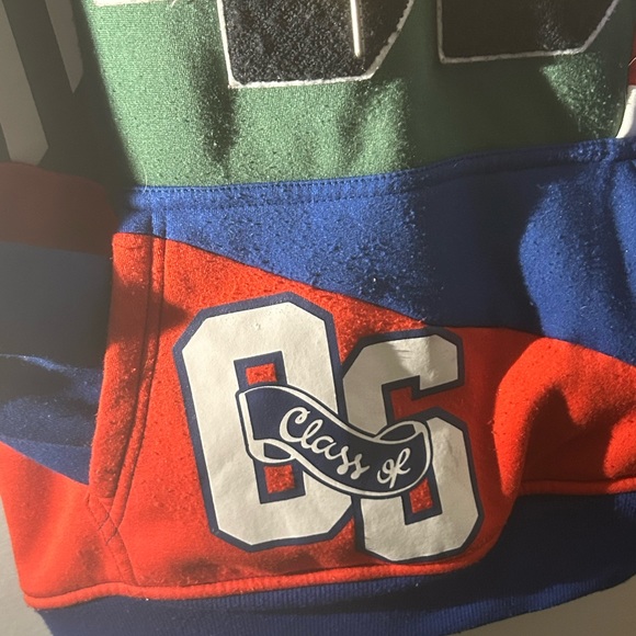 In good condition no holes and not stretched out. - Picture 4 of 10